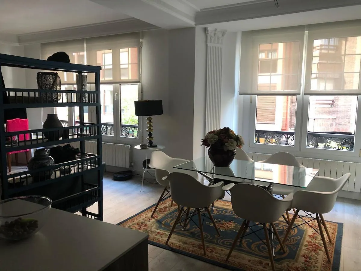 110 M2 Central Apartment In Abando Close To Guggenheim With Parking Bilbao