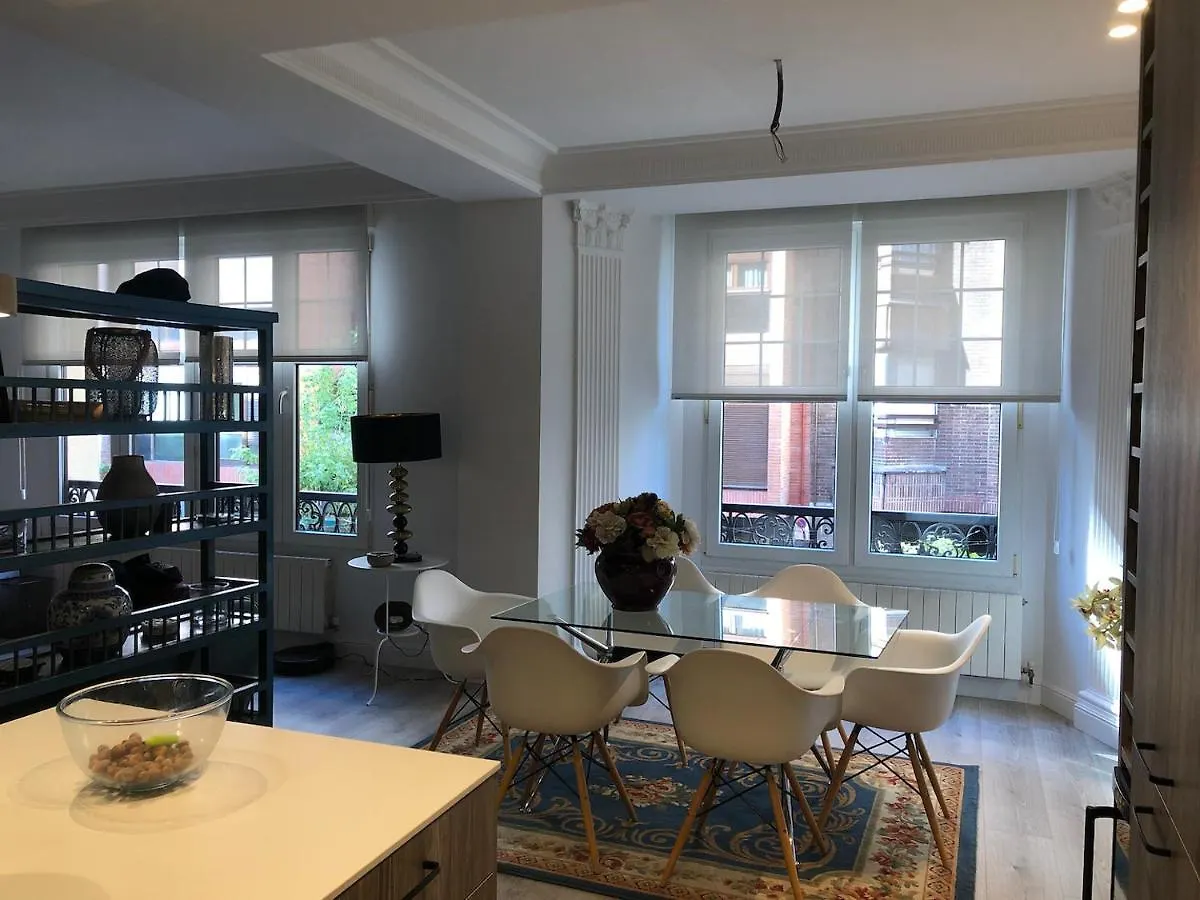 110 M2 Central Apartment In Abando Close To Guggenheim With Parking Bilbao